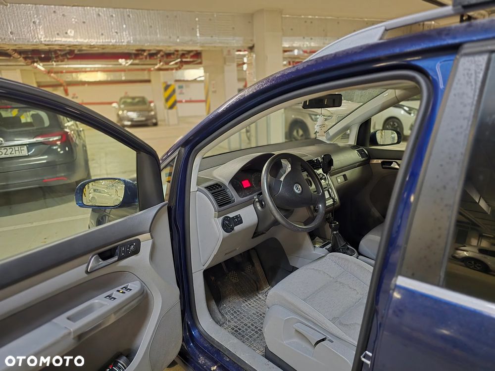 Volkswagen Touran 1.4 TSI Trendline - 5