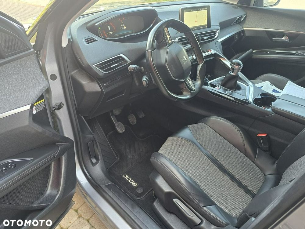 Peugeot 3008 - 26