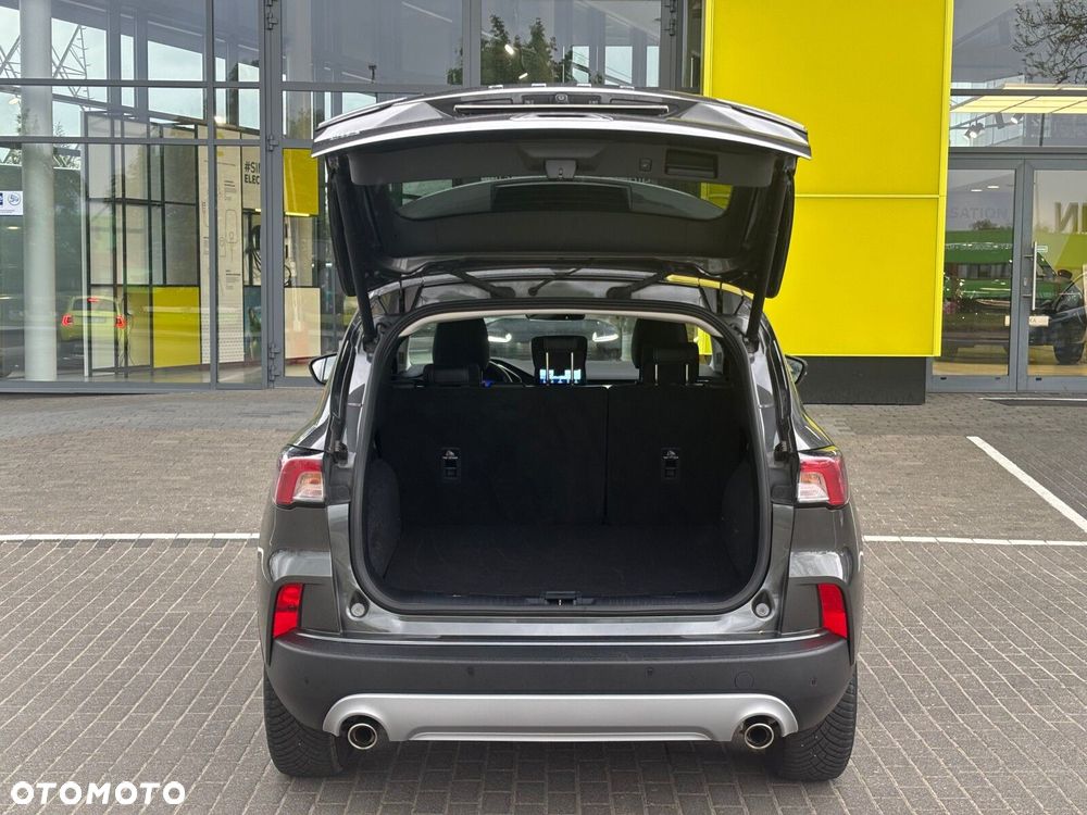 Ford Kuga - 8