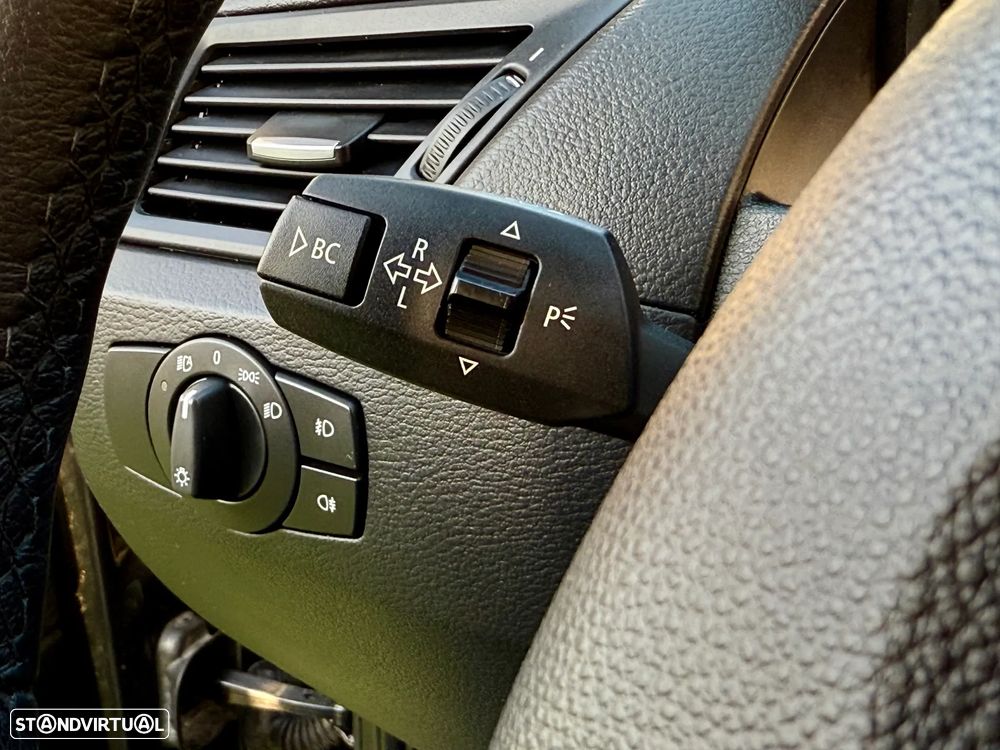 BMW X1 20 d sDrive Pack M - 43
