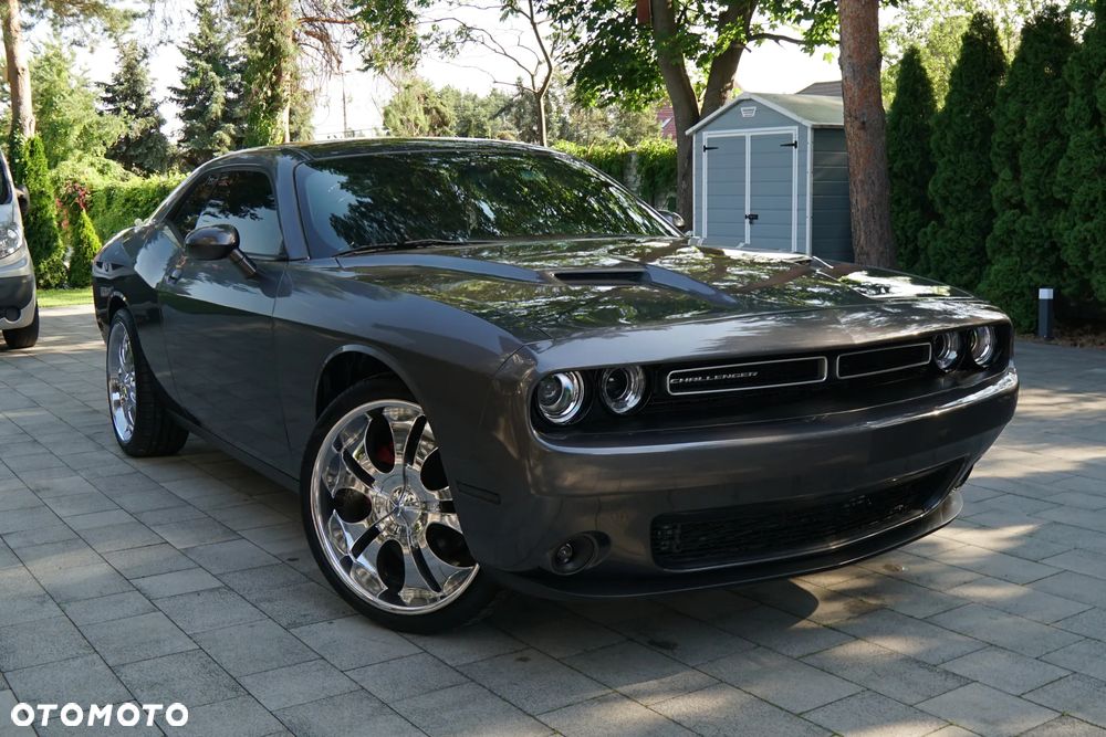Dodge Challenger - 3