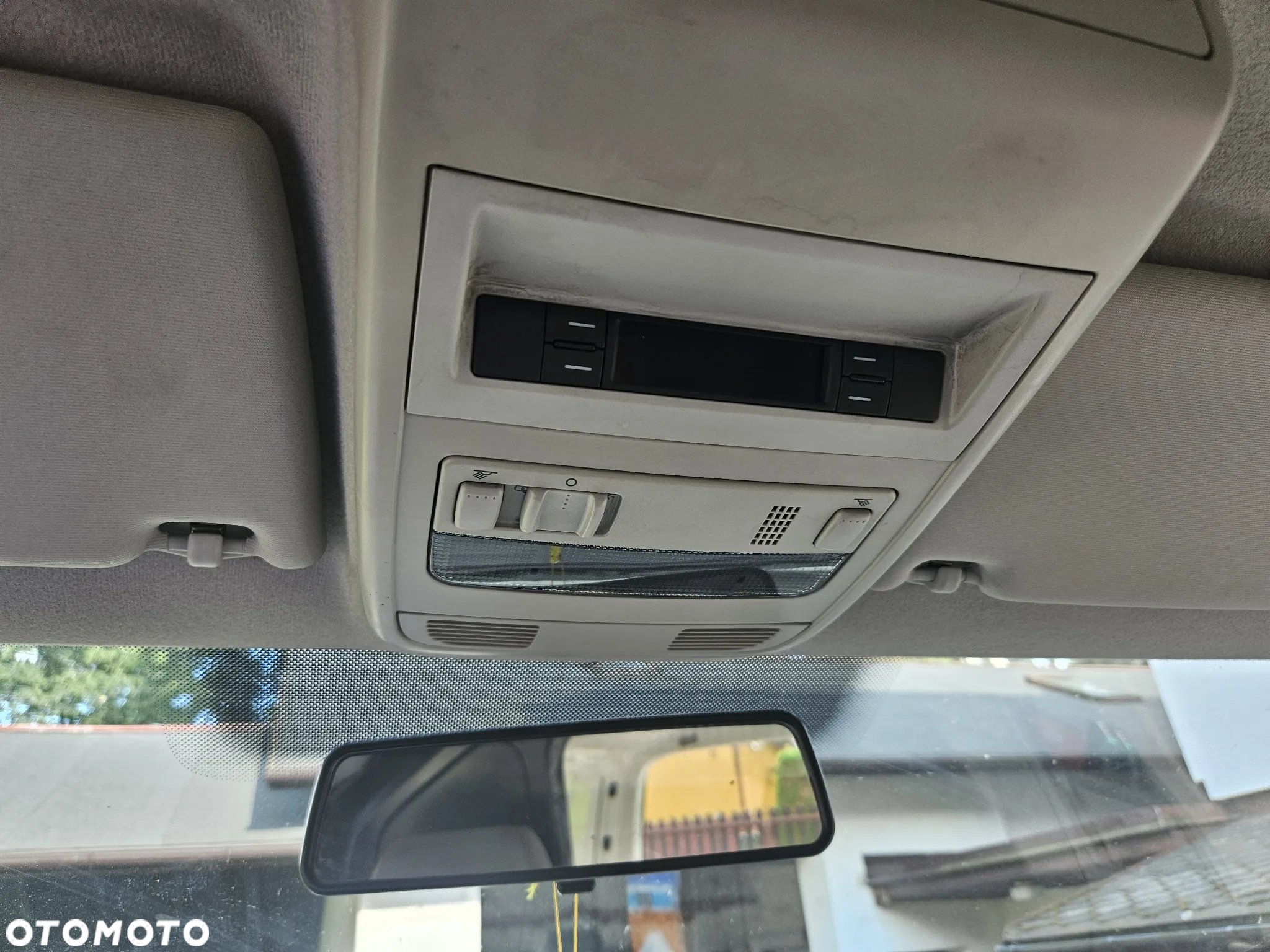 Volkswagen Transporter - 12