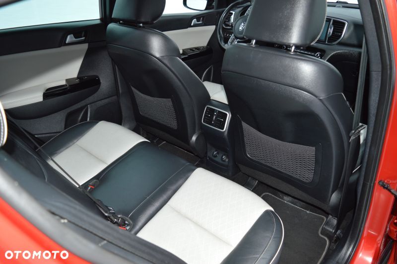 Kia Sportage 1.6 T-GDI AWD GT Line - 23