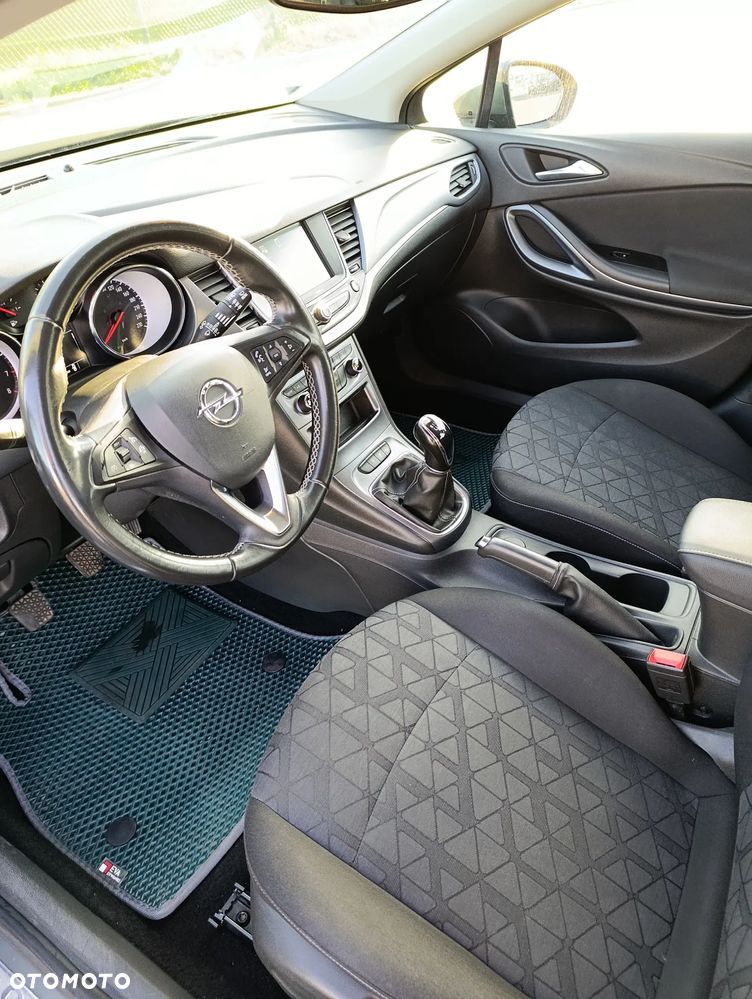 Opel Astra 1.4 T 120 Lat S&S - 10