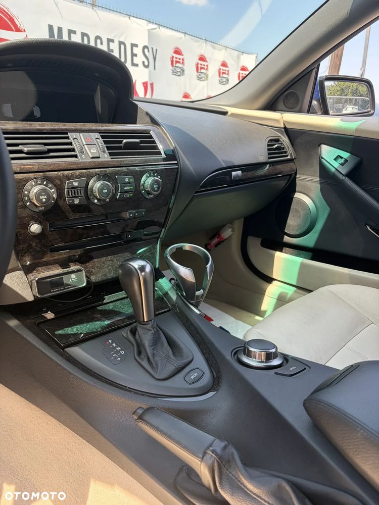 BMW Seria 6 650 i - 23