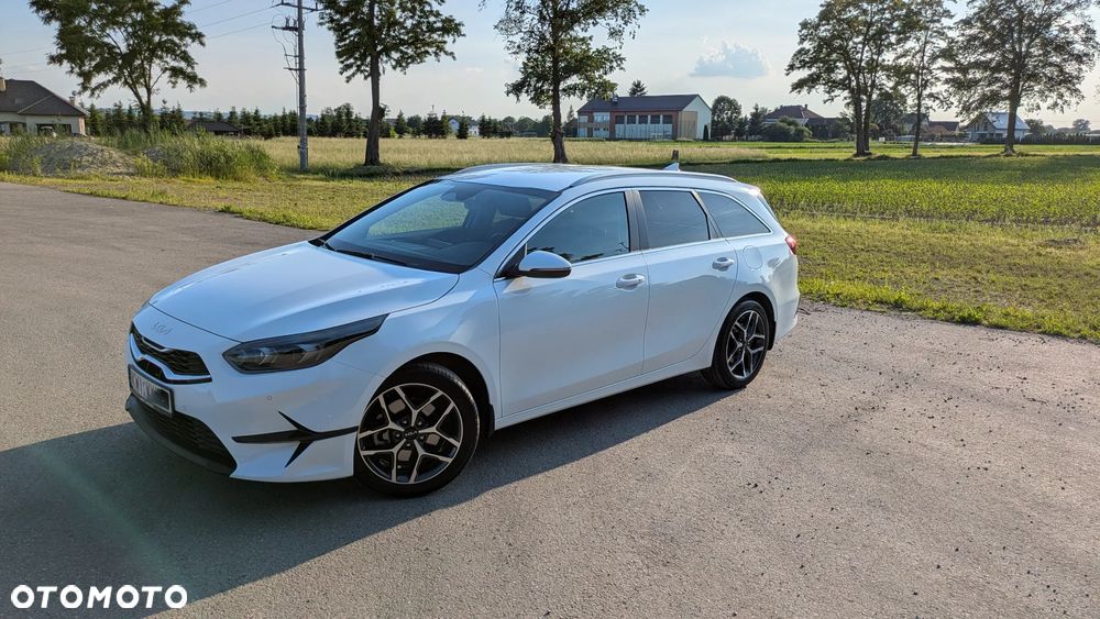 Kia Ceed 1.5 T-GDI Tribute - 1