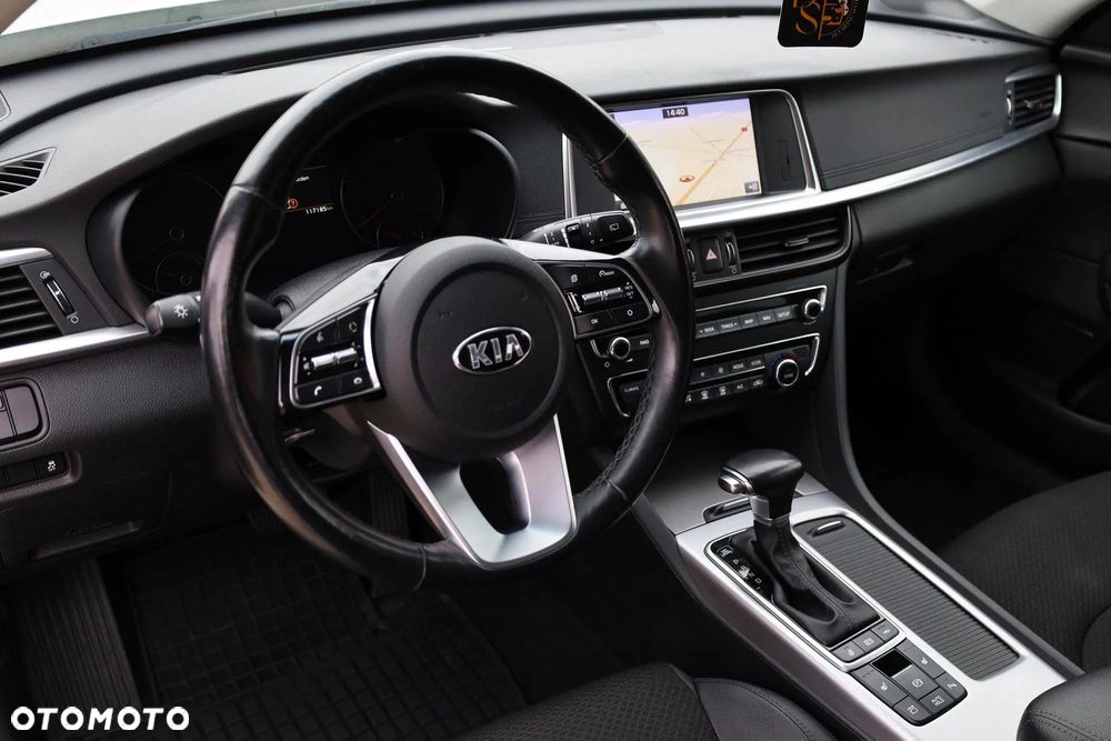 Kia Optima - 14