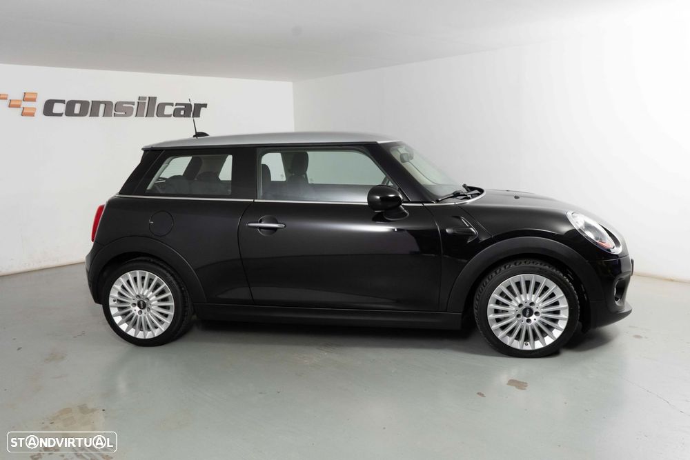 MINI 3 Portas One D - 7