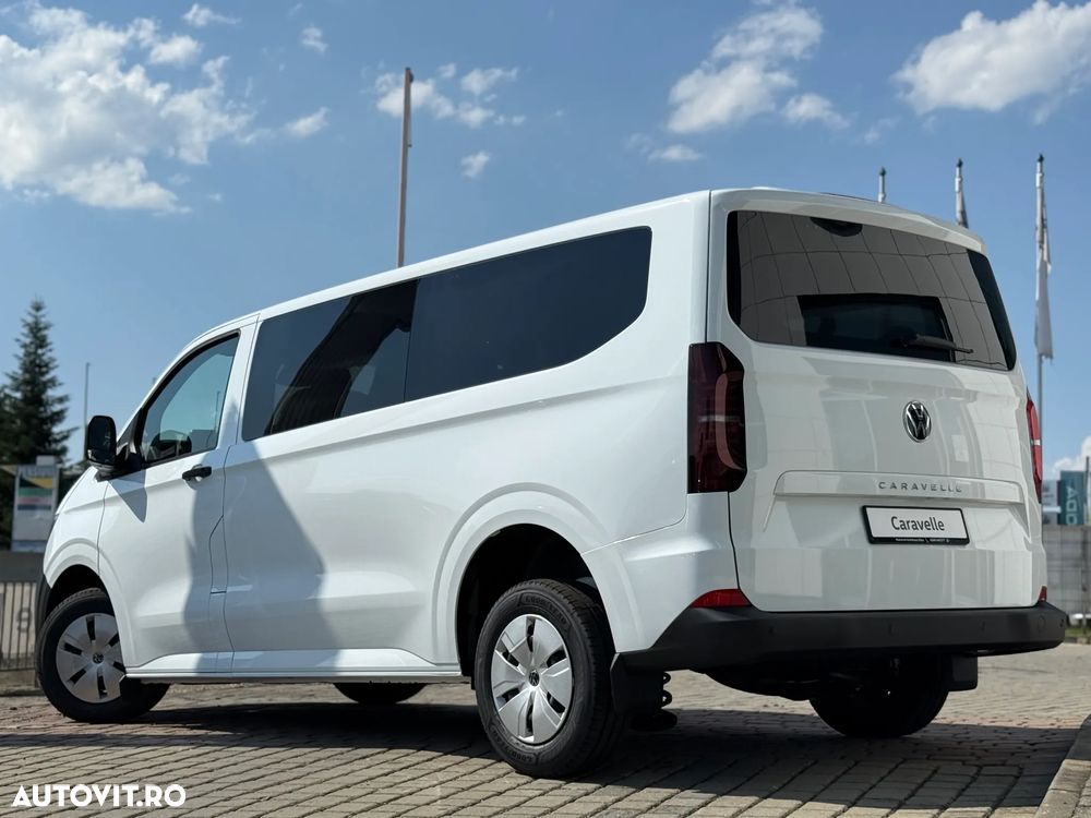Volkswagen Caravelle - 8