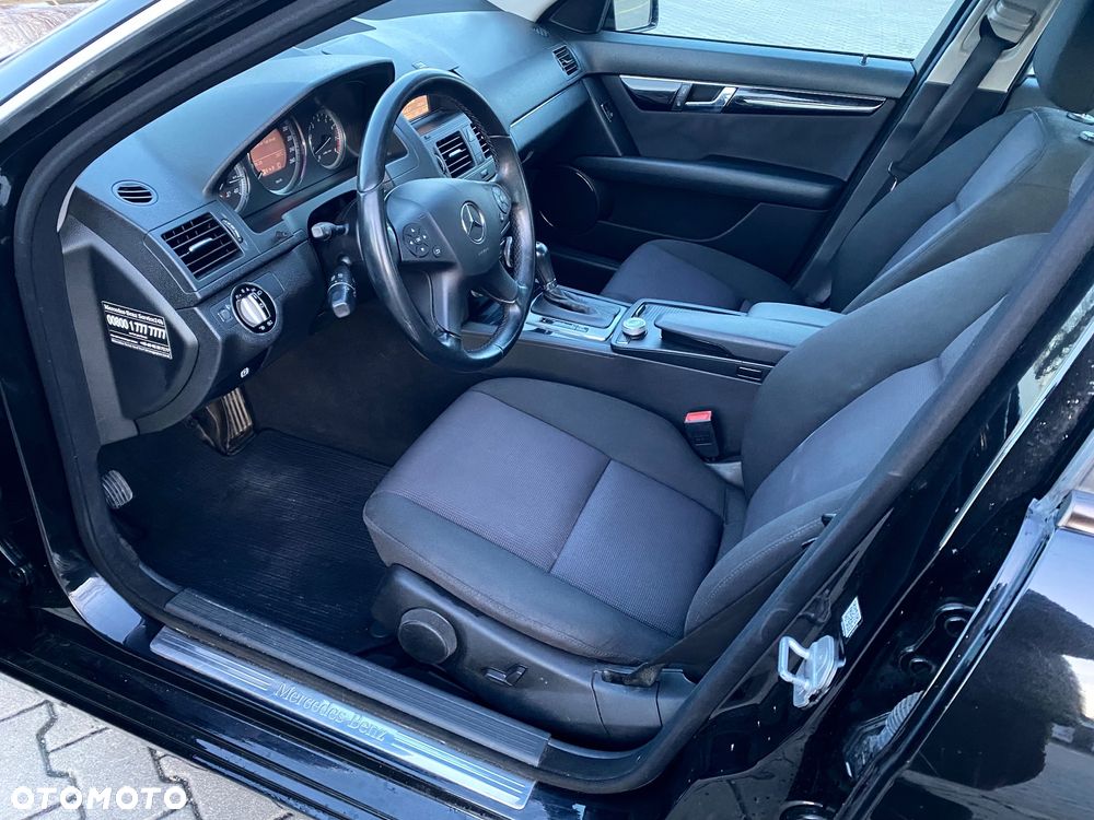 Mercedes-Benz Klasa C 180 BlueEFFICIENCY 7G-TRONIC Elegance - 8