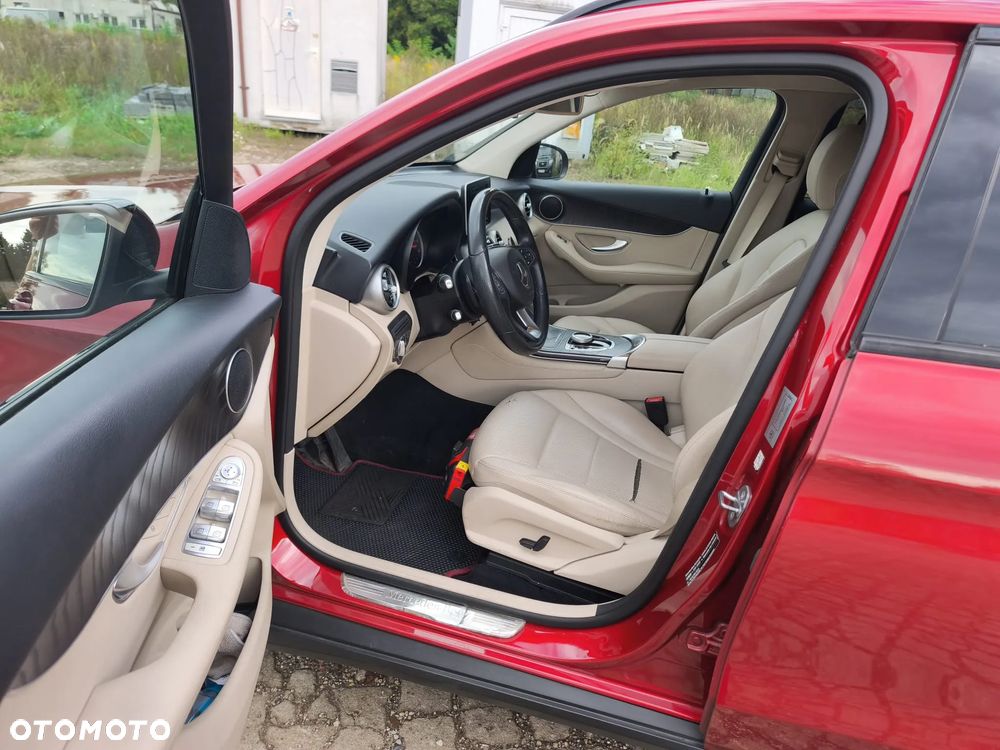 Mercedes-Benz GLC - 2