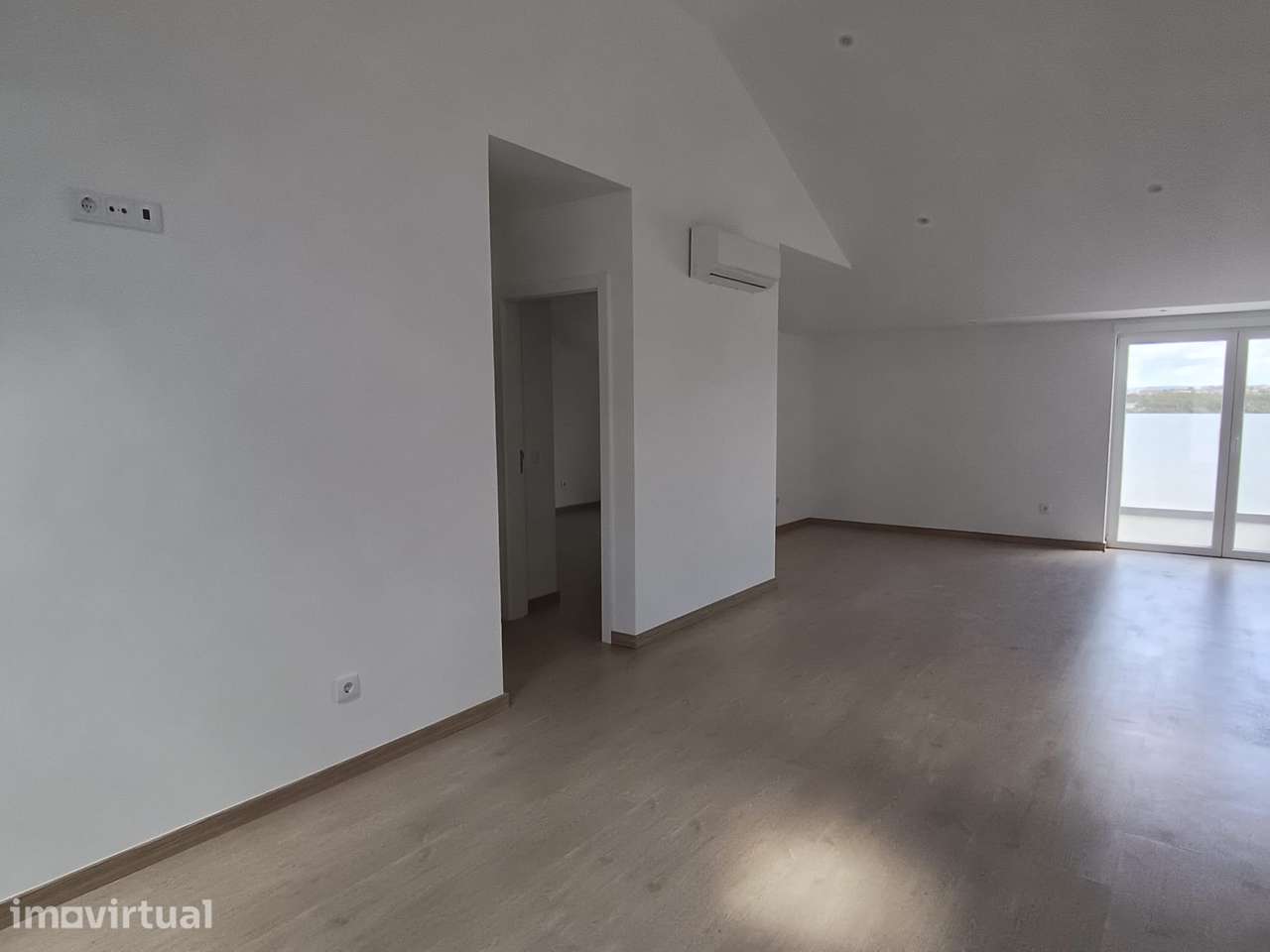 T2 novo na Marteleira, entre Torres Vedras e Lourinhã - Grande imagem: 2/10