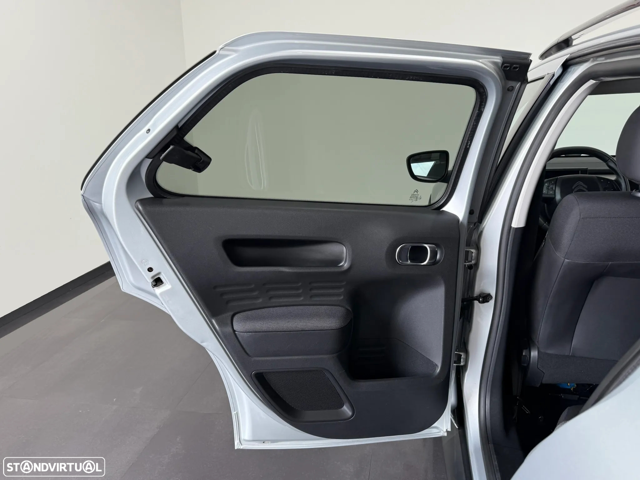 Citroën C4 Cactus 1.2 PureTech Shine - 36
