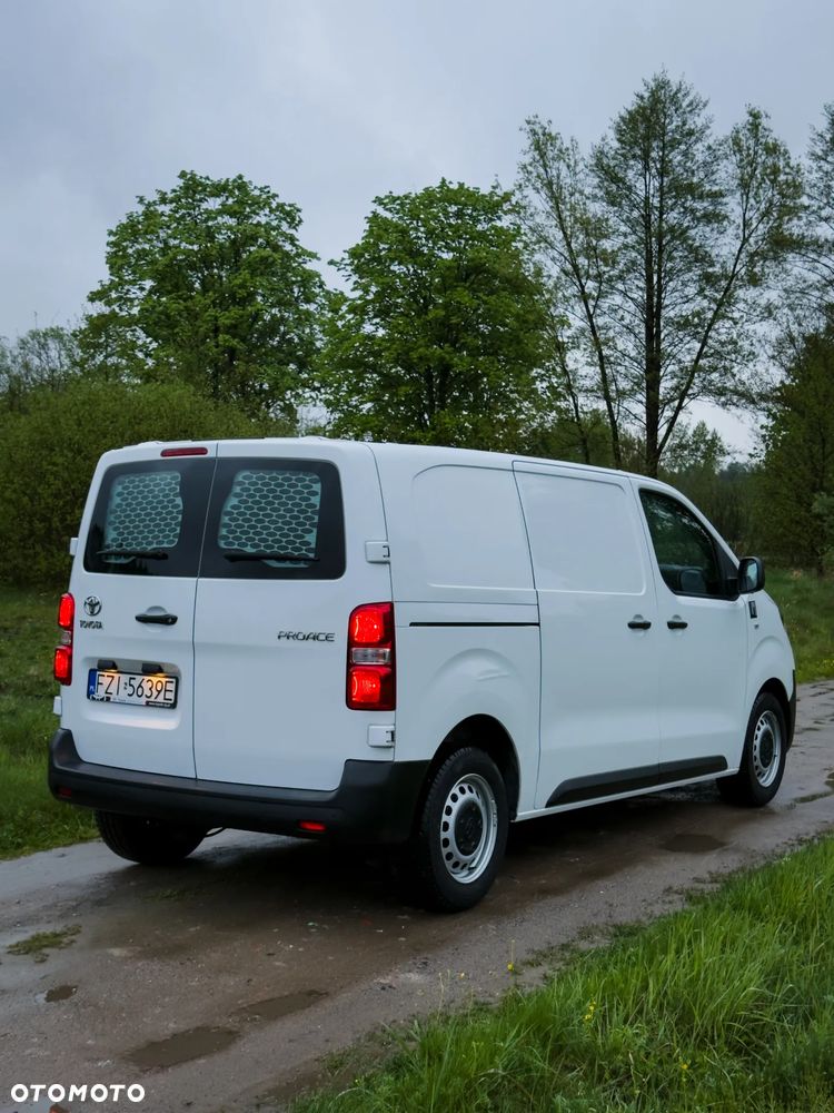 Toyota Proace - 8