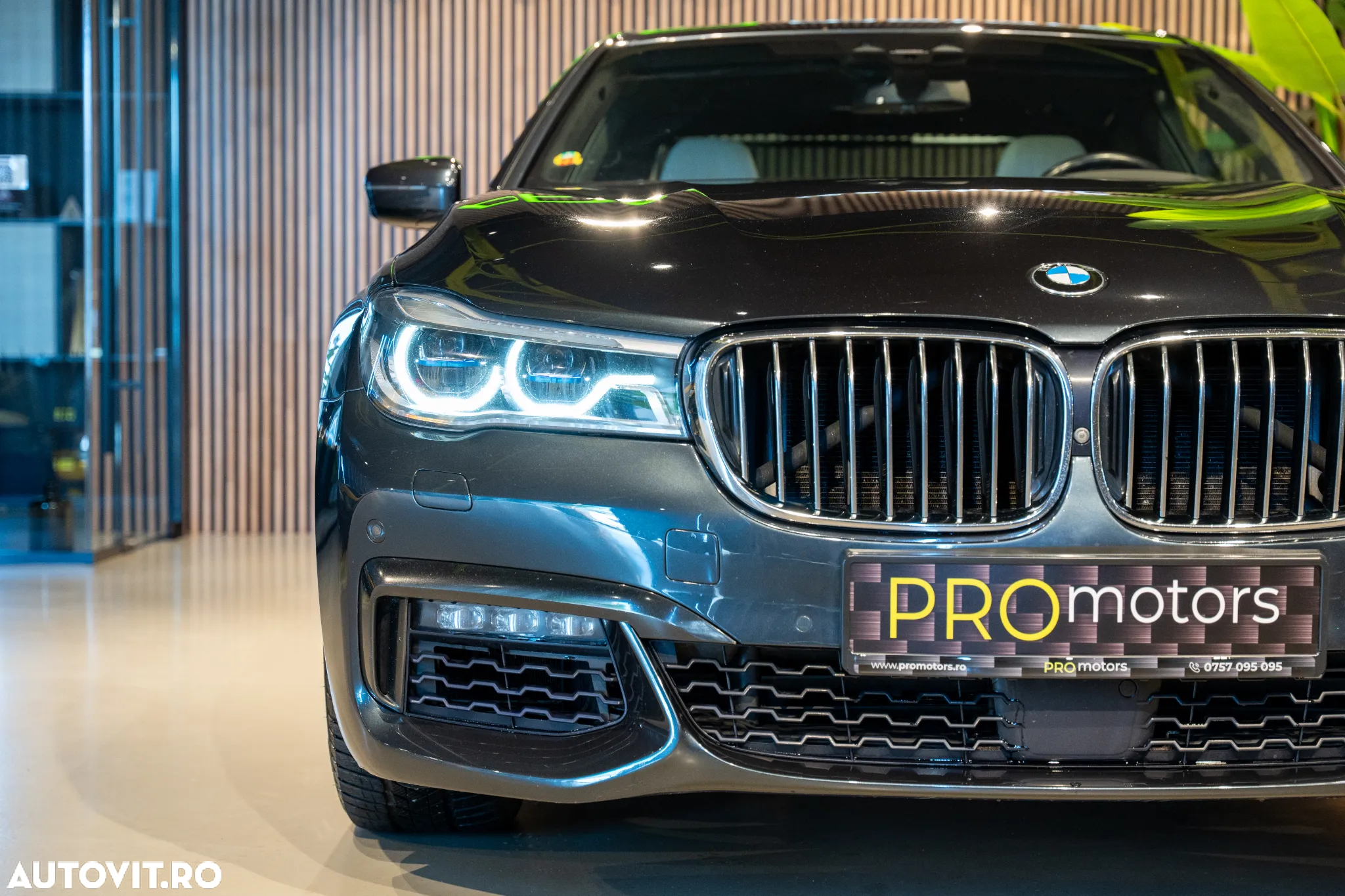BMW Seria 7 750d xDrive - 31