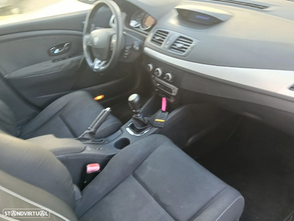 Renault Mégane Sport Tourer 1.5 dCi Limited SS - 8