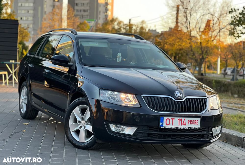 Skoda Octavia Combi 1.6 TDI Premium Edition - 10