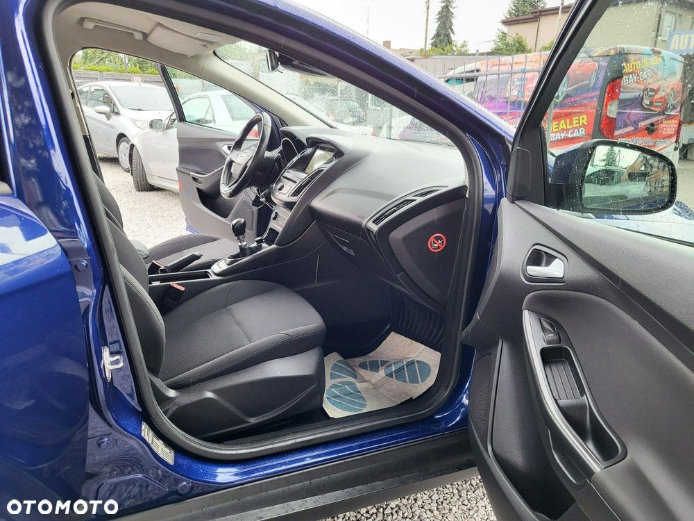 Ford Focus - 17