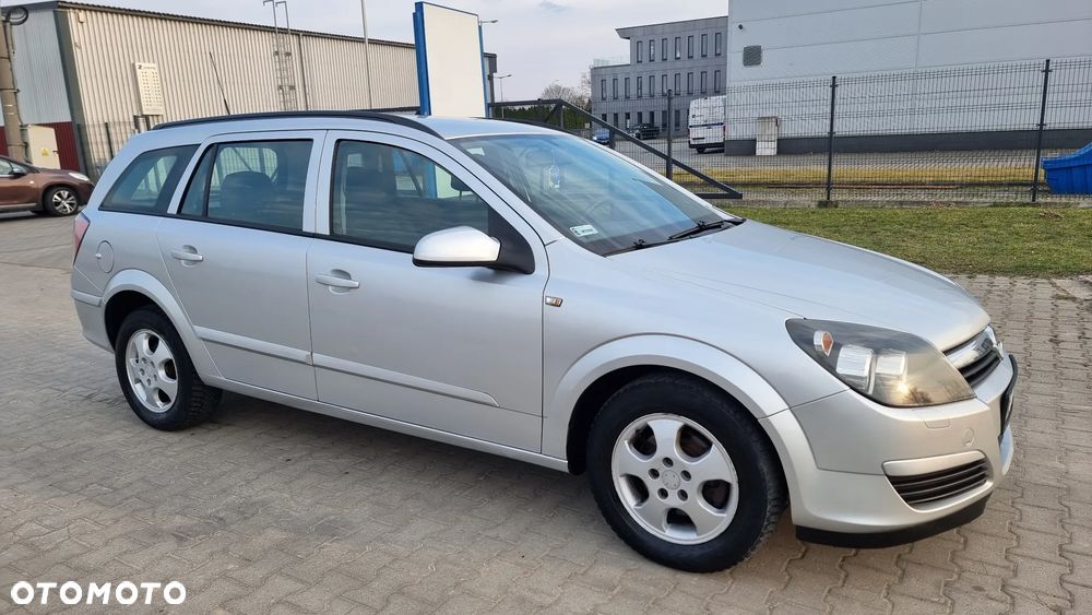 Opel Astra - 16