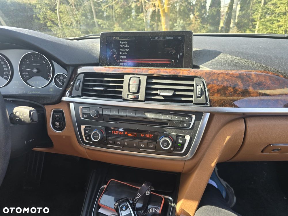 BMW Seria 3 328i Luxury Line - 5