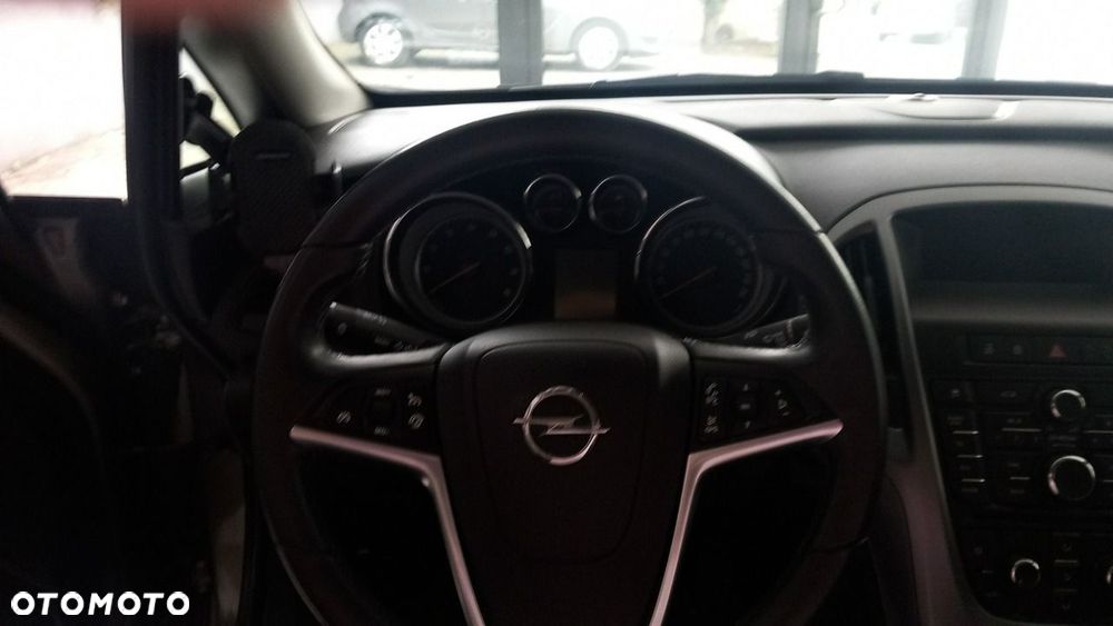Opel Astra 1.4 T Active EU6 - 12
