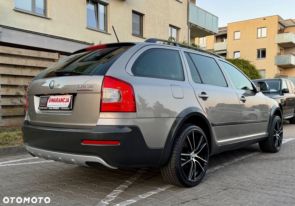 Skoda Octavia 2.0 TDI DPF 4x4 Scout - 4