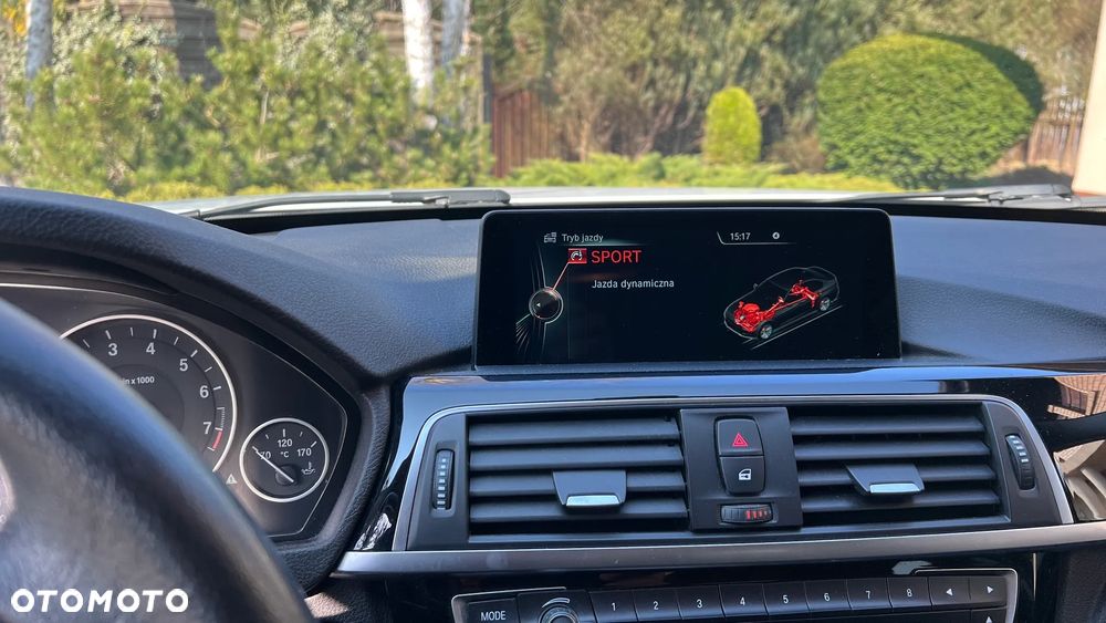 BMW Seria 3 320i xDrive - 8