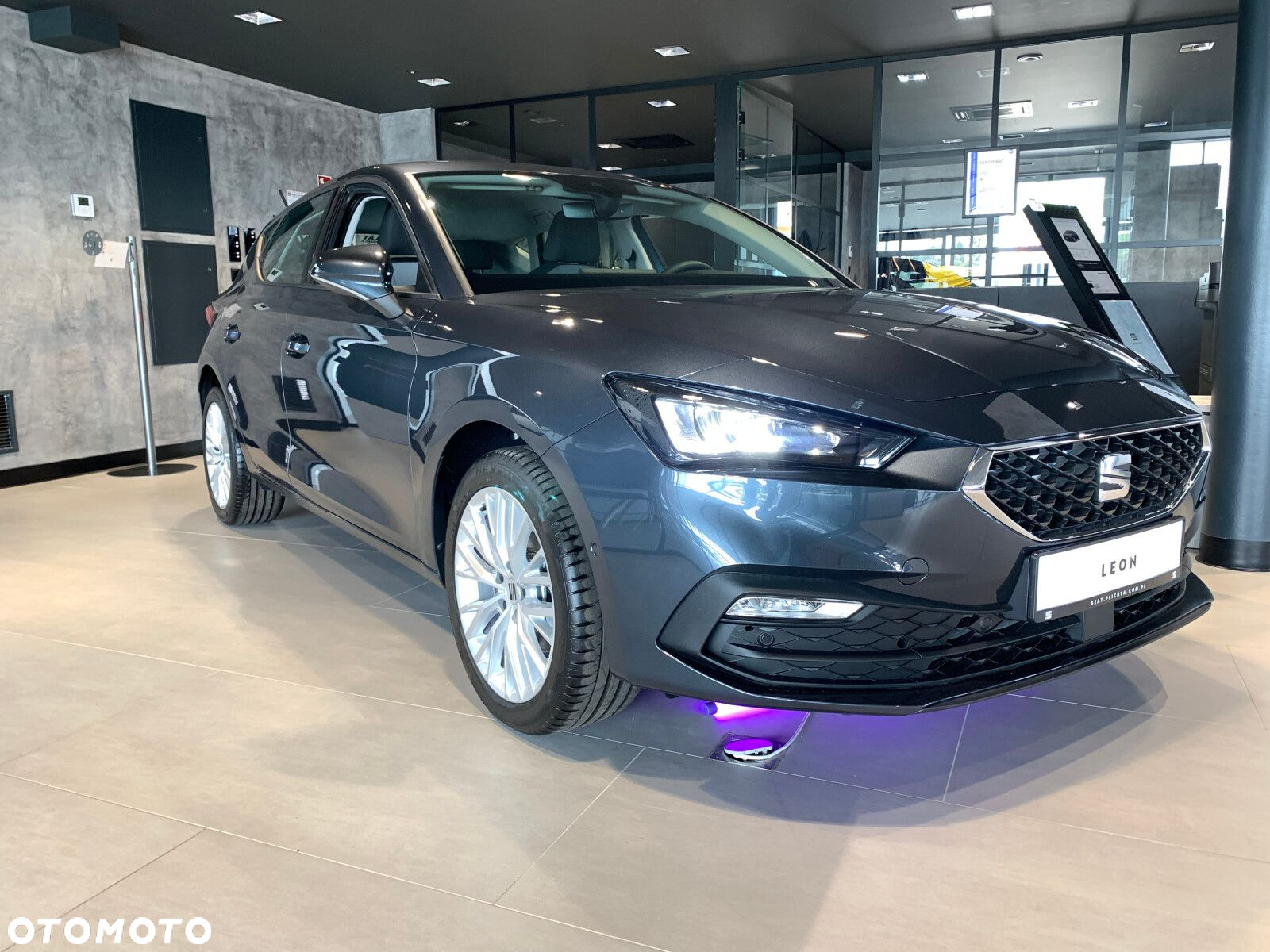 Seat Leon 1.5 eTSI Style DSG - 2