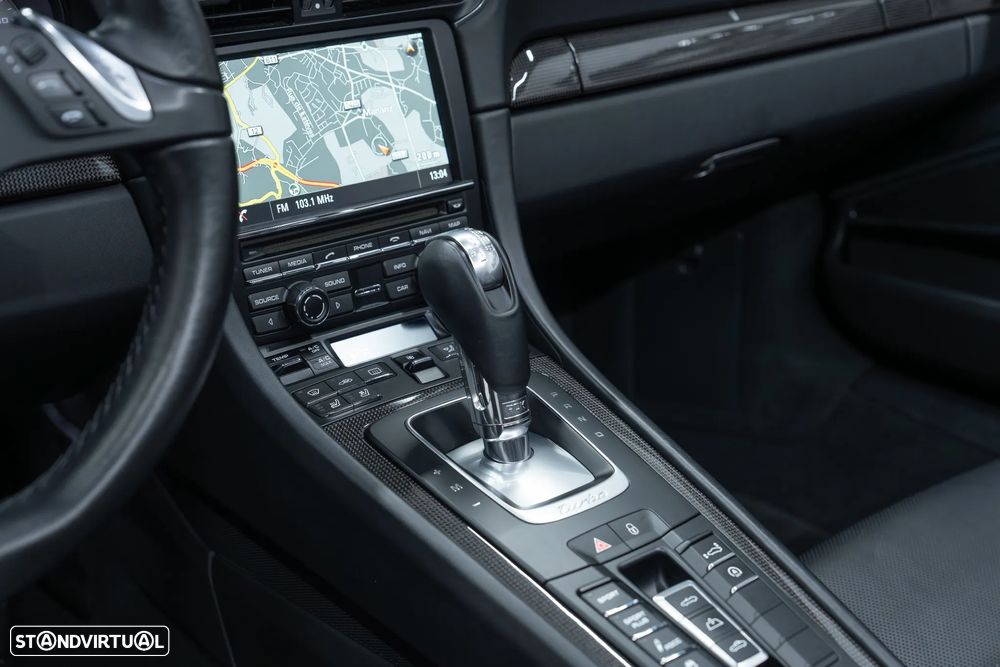 Porsche 911 (991) Turbo S Cabriolet - 21