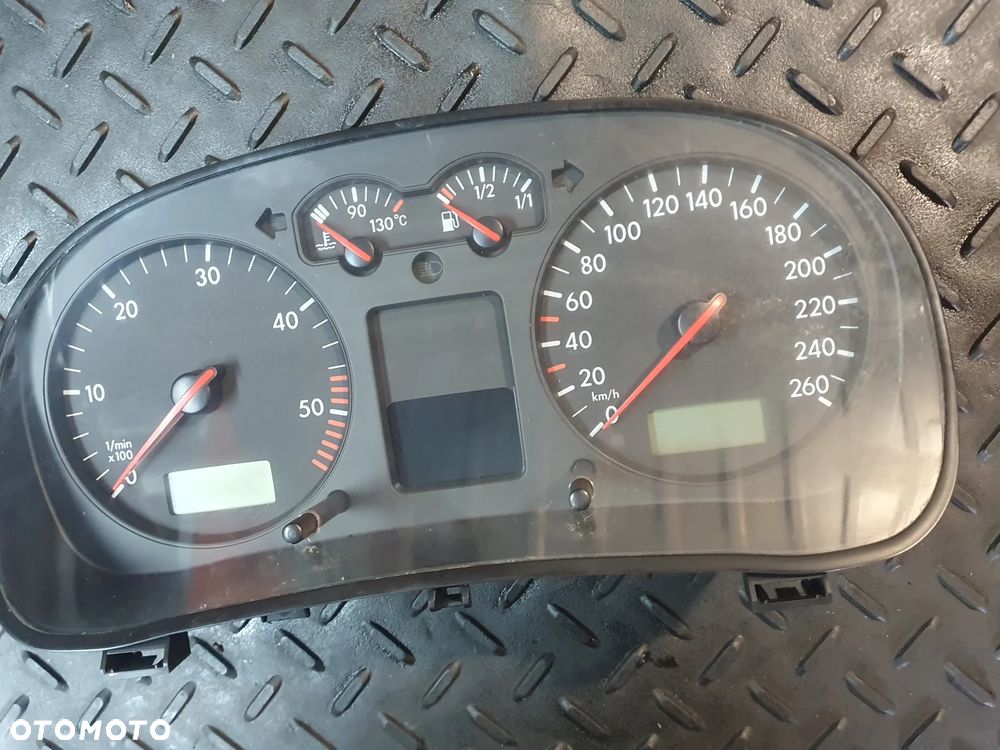 Licznik Volkswagen Golf IV 1.9 TDI AJM 1J0920825C EUROPA - 3