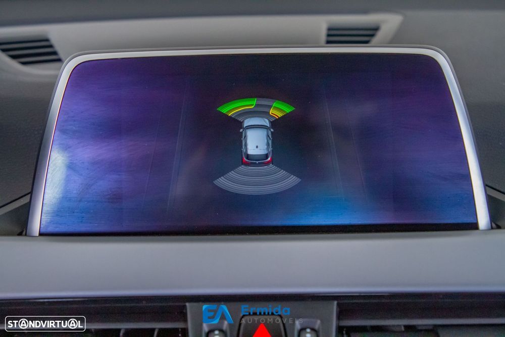 BMW X1 16 d sDrive Auto - 28