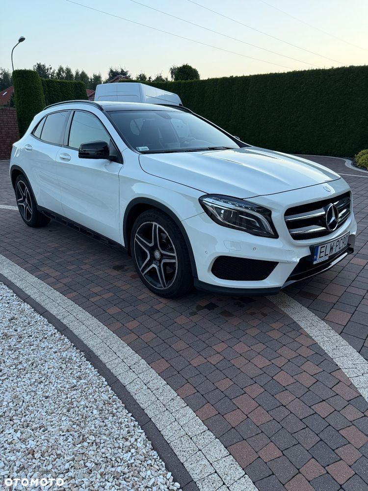 Mercedes-Benz GLA 250 4-Matic - 2