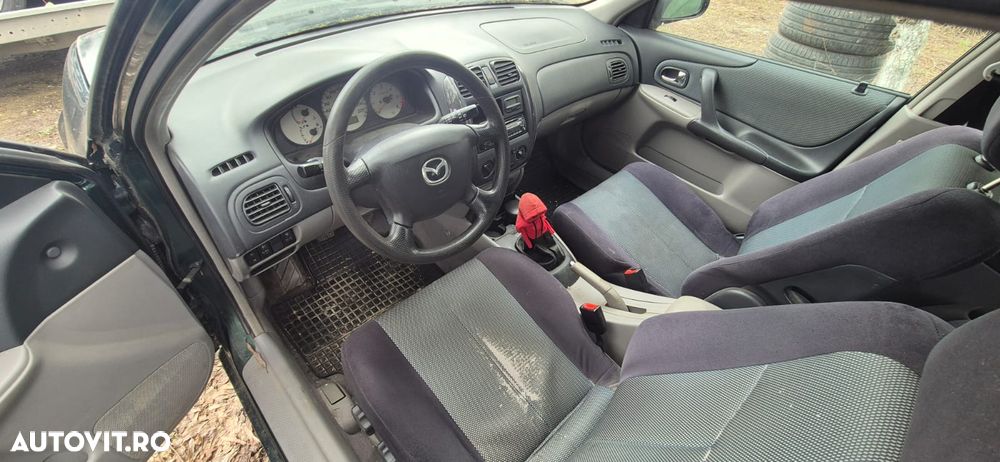 Mazda 323 - 6