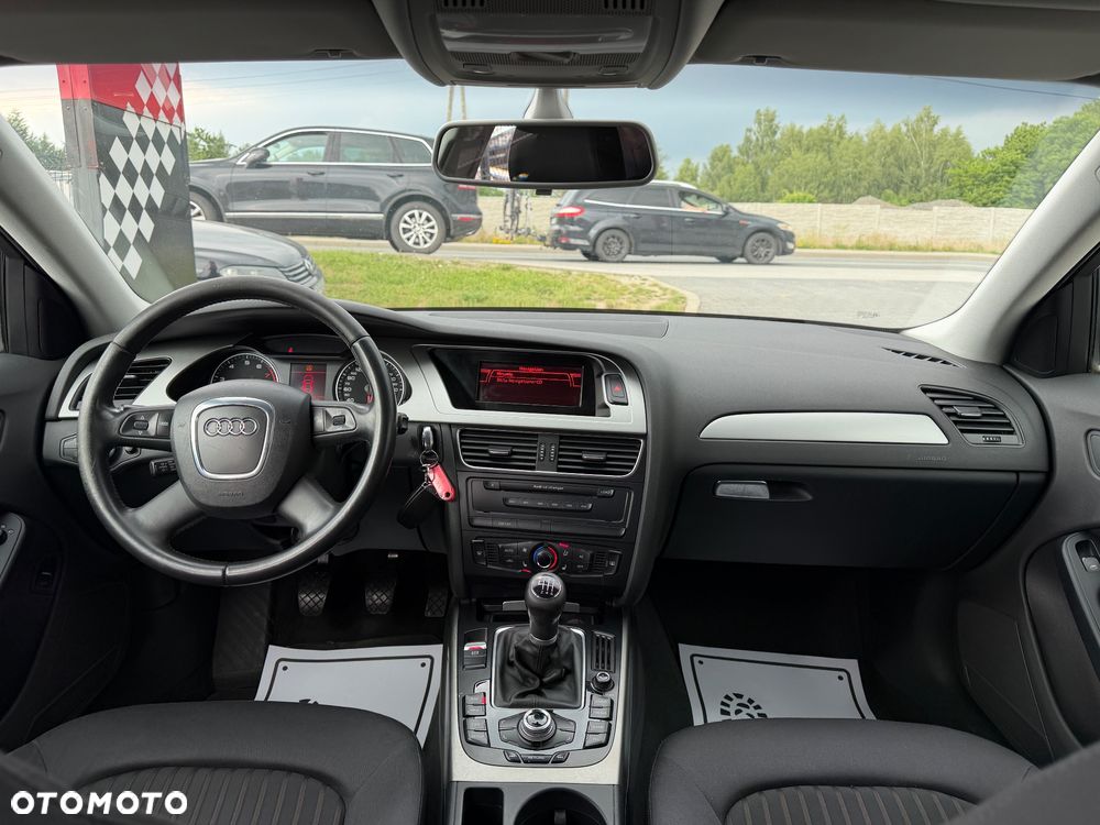 Audi A4 Limousine 1.8 TFSI Attraction - 23