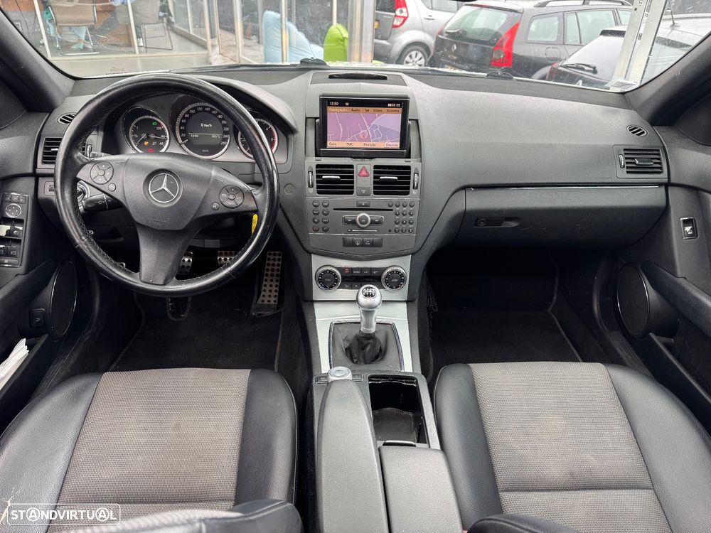 Mercedes-Benz C 250 - 10