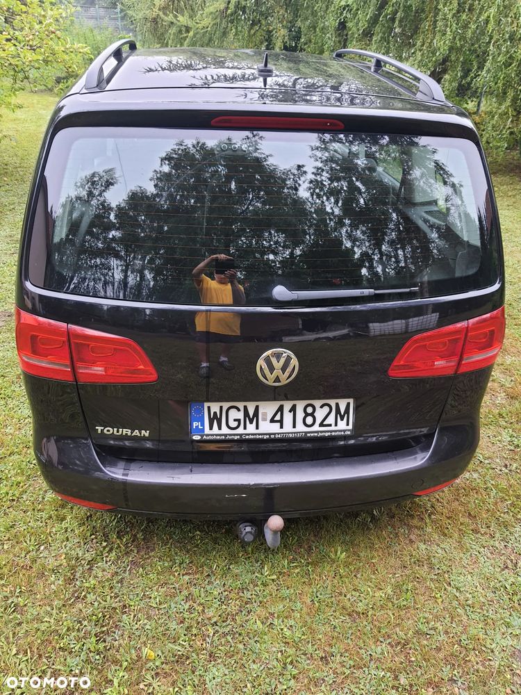 Volkswagen Touran 1.6 TDI DPF BlueMotion Technology Comfortline - 4