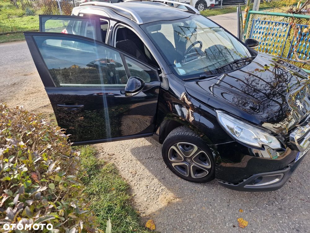 Peugeot 2008 1.2 Pure Tech Active EU6 - 17