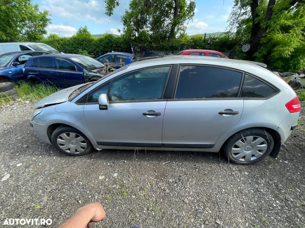 Dezmembrez Citroen C4 I Hatchback 1.6 HDi 9HZ 16V 109 CP Gri ab 2007 - 2