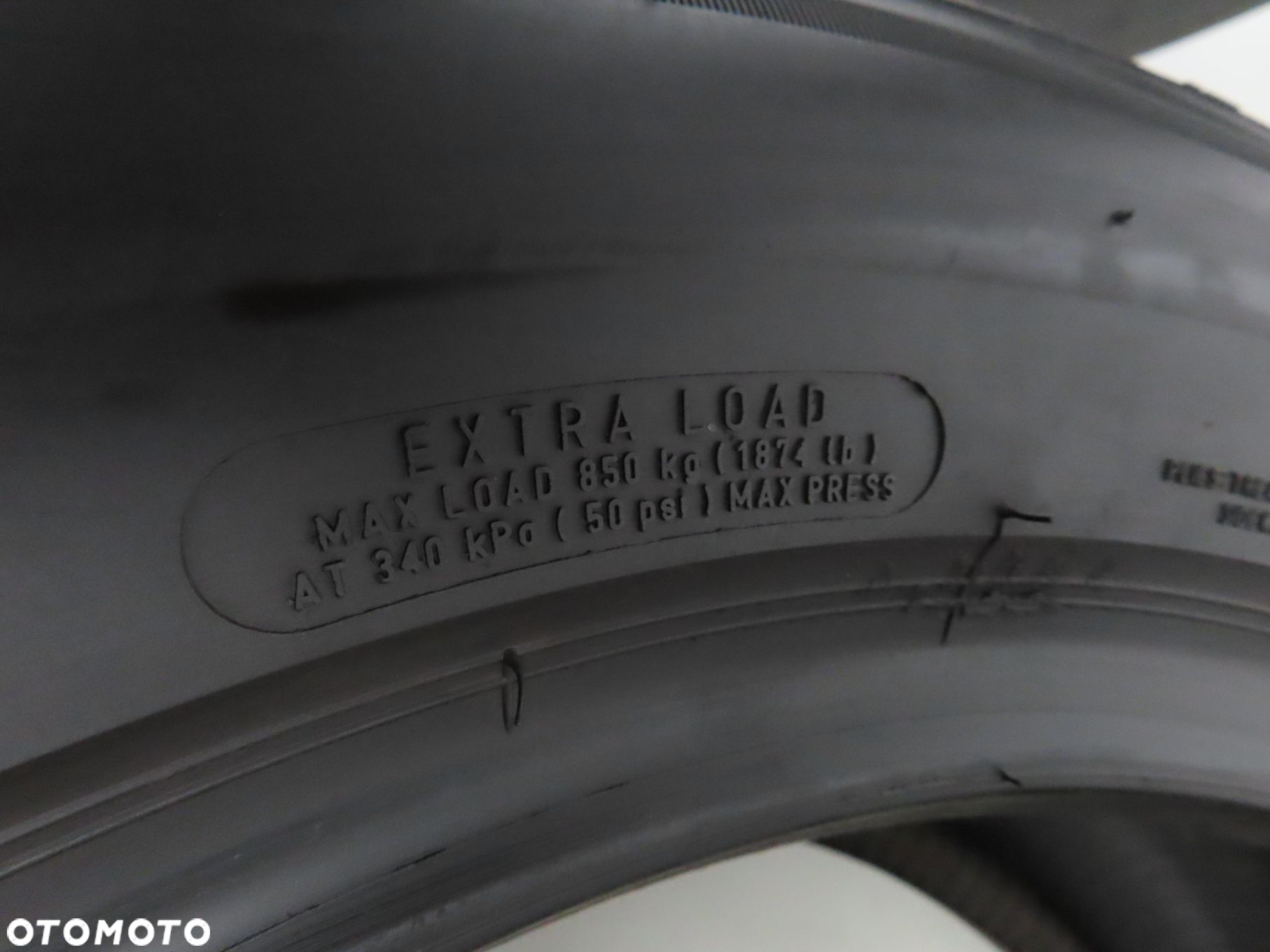 2x 225/55R18 OPONY ZIMOWE Bridgestone Blizzak LM005 102V XL - 4