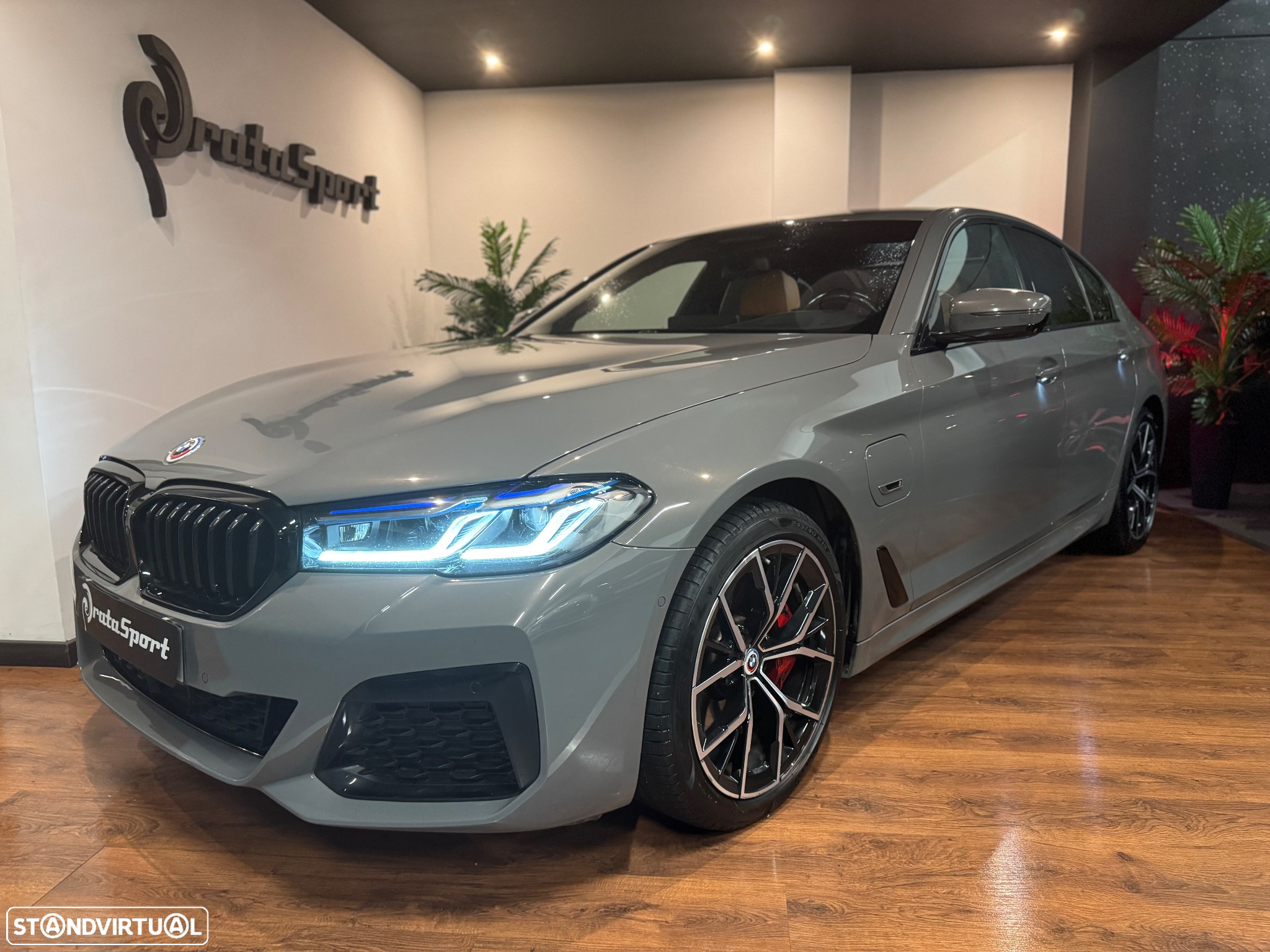 BMW 530 e Pack 50 anos M - 5