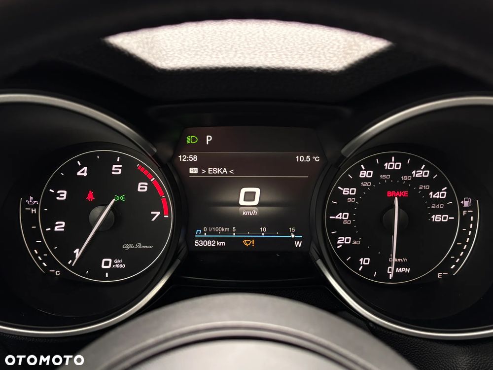 Alfa Romeo Stelvio - 22