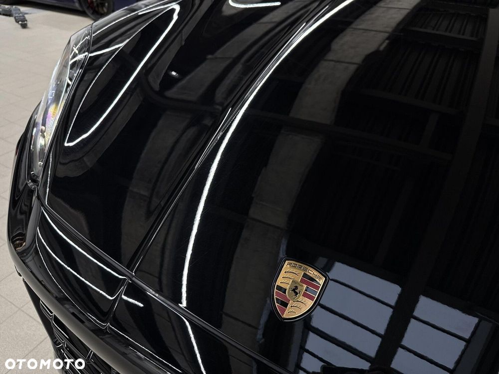 Porsche Cayenne - 10