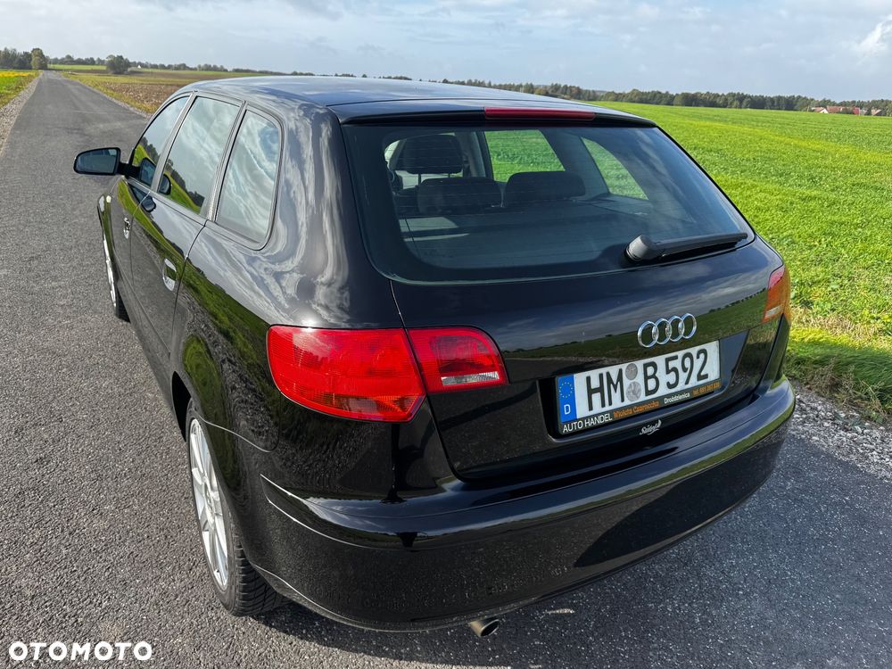 Audi A3 Sportback - 11