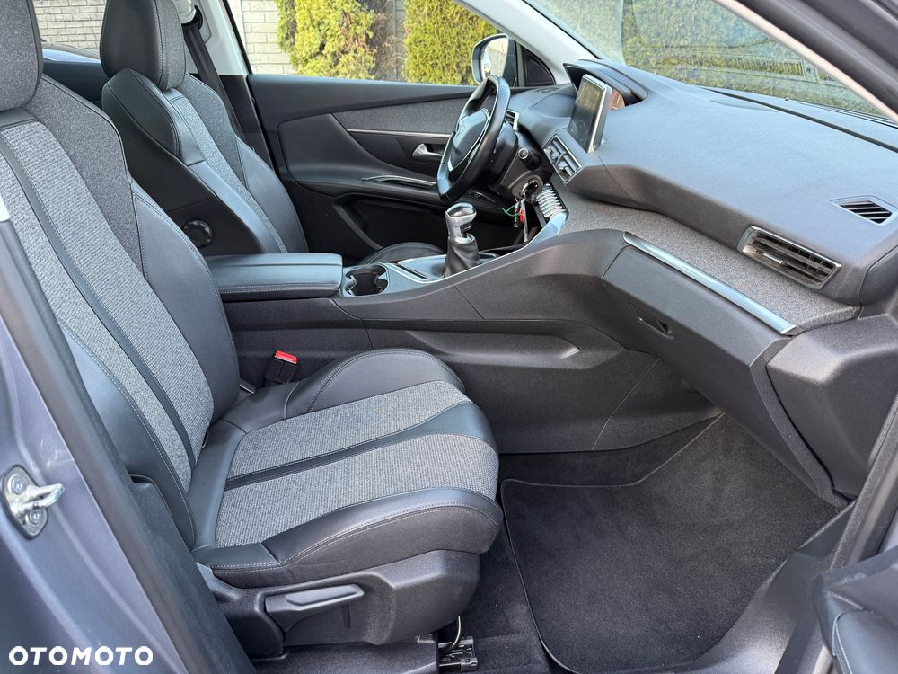 Peugeot 3008 - 33