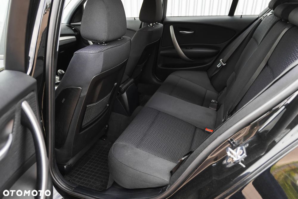 BMW Seria 1 - 13