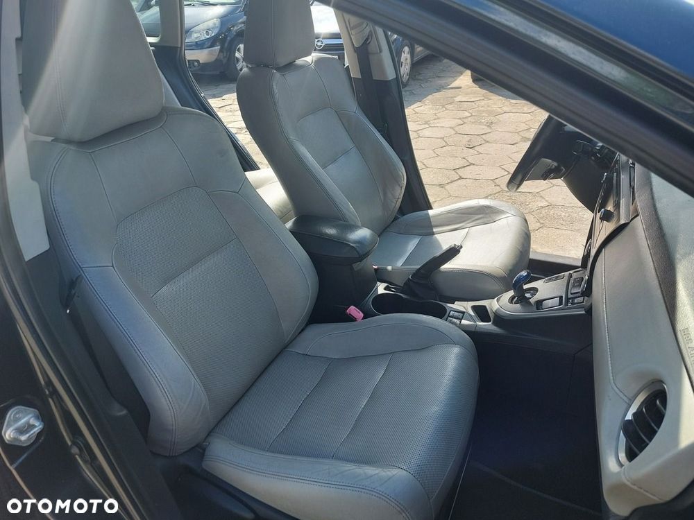 Toyota Auris - 16