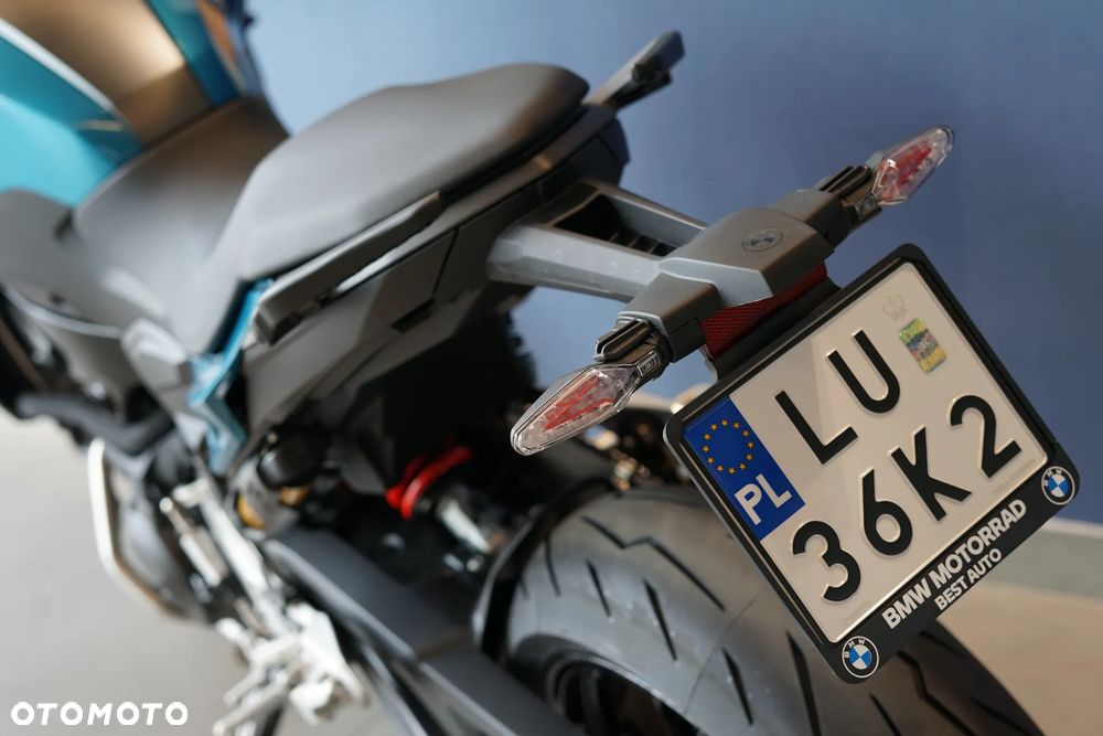 BMW F - 20