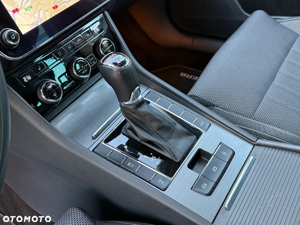 Skoda Superb 2.0 TDI 4x4 Style DSG - 22