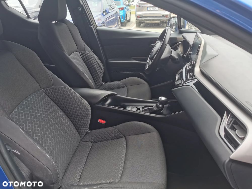 Toyota C-HR Style - 13