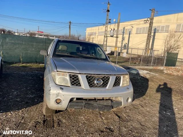 Dezmembrez Nissan Navara 2.5 DCI D40 - 1